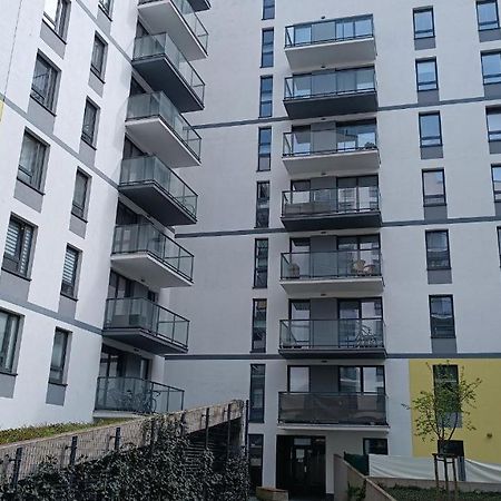 Apartment Z Ogrodkiem Na Warszawskiej Woli Warszawa Eksteriør bilde