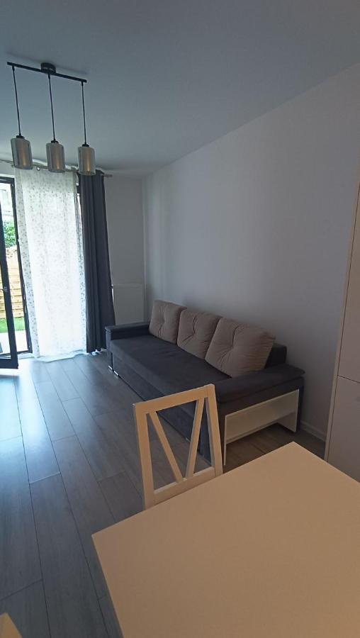 Apartment Z Ogrodkiem Na Warszawskiej Woli Warszawa Eksteriør bilde